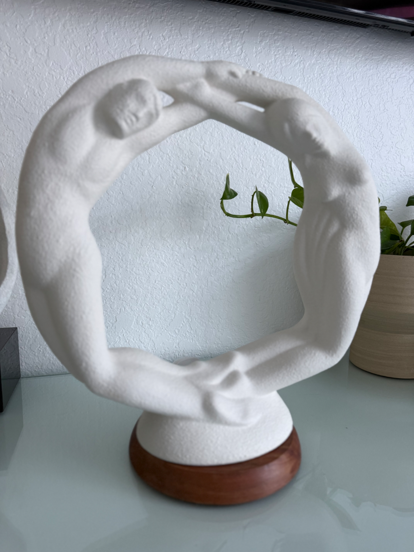 Ivelixy's curated living room